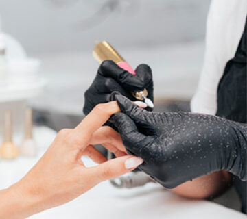 خدمات ناخن در همدان