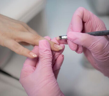 کاشت ناخن در همدان